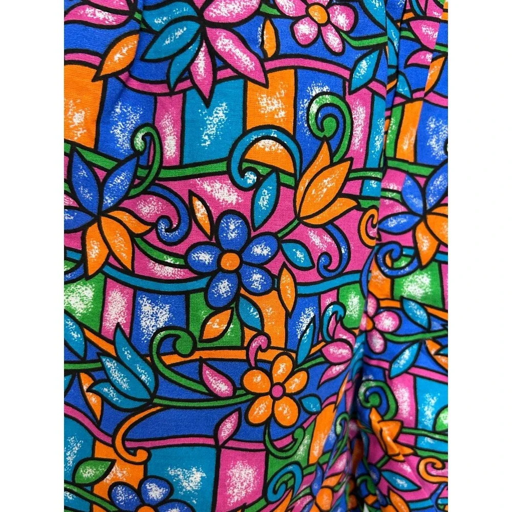 Vintage Special Effects 90s Geometric‎ Bold Bright Shorts Colorful Medium